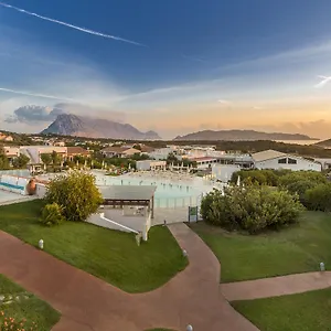 Grande Baia & Hotel San Teodoro (Sardinia)